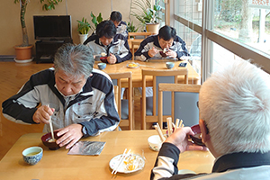 鏡開き・ぜんざい会の様子01