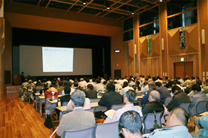 牛原主任による講演