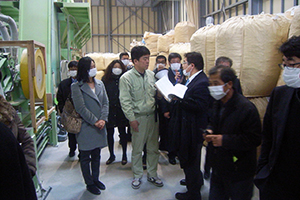 落合工場長の工場説明